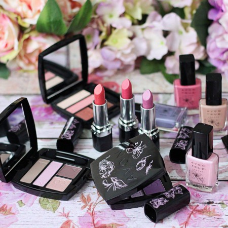 Värikosmetiikkaa laidasta laitaan - todella suuri valikoima!