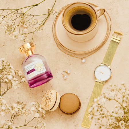 Kosmetiikkaa ja asusteita